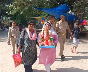 रूबी आसिफ खान ने किया गणपति को विसर्जित