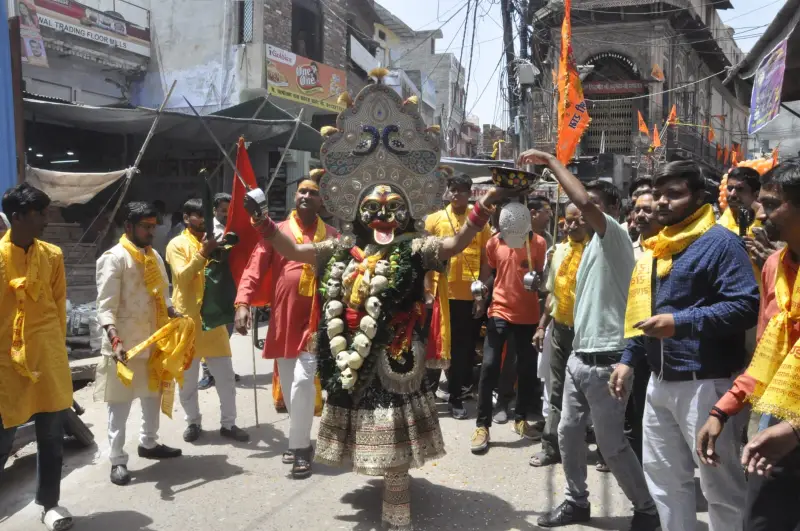 श्री हनुमान जी जन्मोत्सव पर भव्य शोभायात्रा निकली
