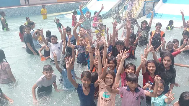 संतसार पब्लिक स्कूल में समर कैंप का समापन