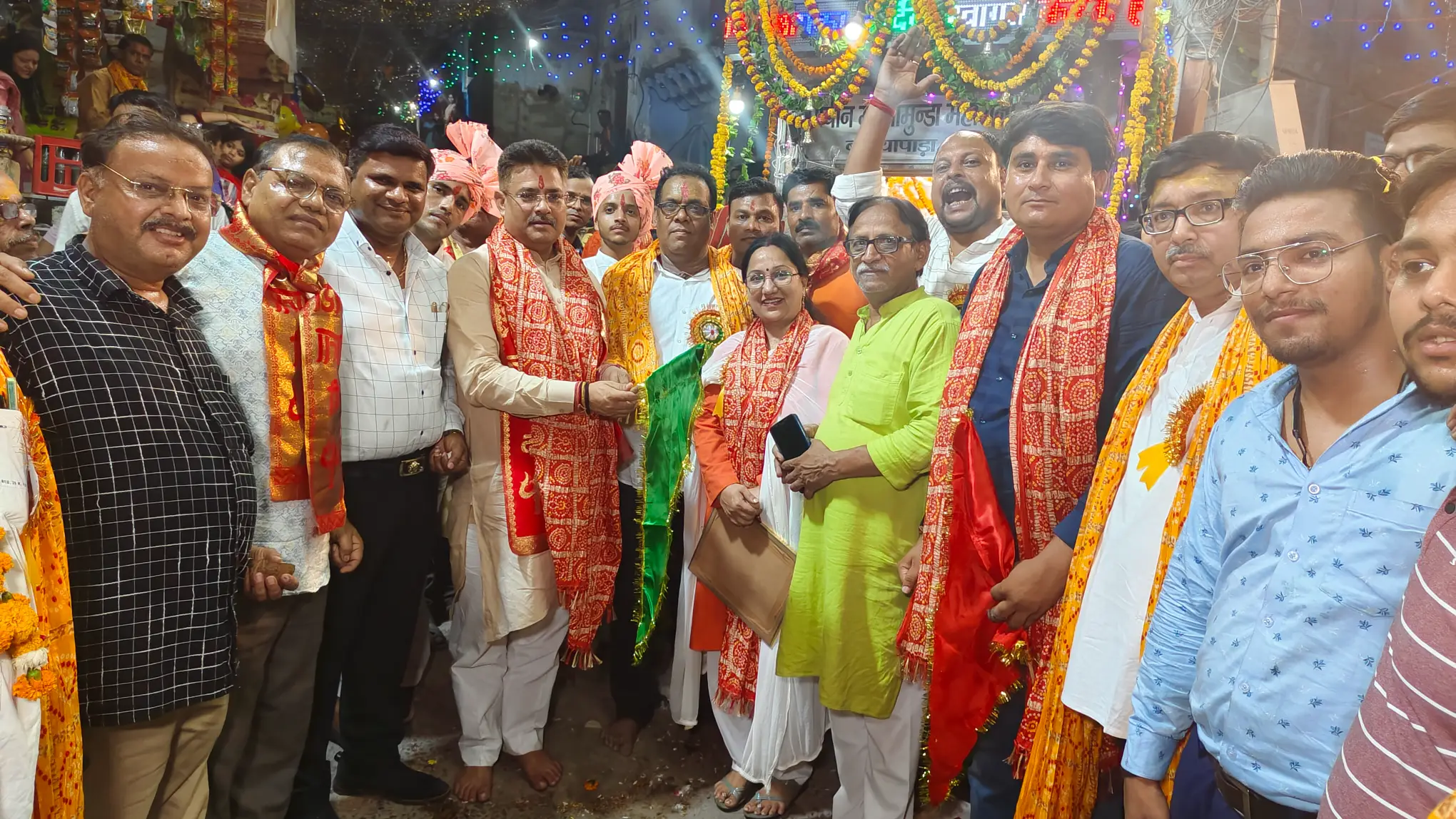 धूमधाम से निकली मां चामुंडा मैया की शोभायात्रा