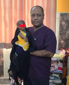 एक और बच्ची का डॉक्टर नागेश वार्ष्णेय ने किया निशुल्क ऑपरेशन 