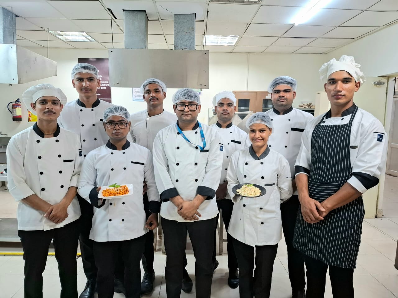 मंगलायतन विश्वविद्यालय के विद्यार्थियों ने फूड प्रोडक्शन कक्षा में दिखाई अद्भुत प्रतिभा