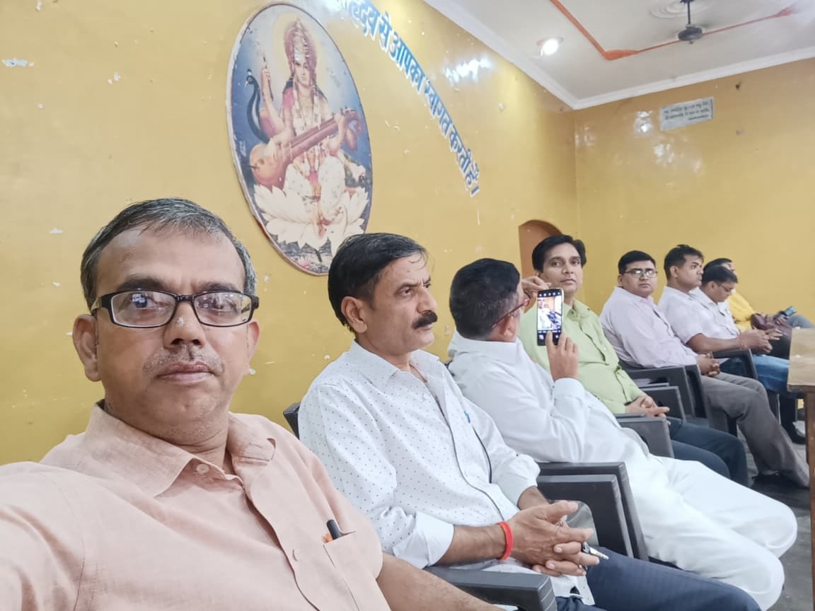 हीरालाल बारहसैनी इंटर कॉलेज में हर्षोल्लास से मनाया गया राष्ट्रीय अंतरिक्ष दिवस