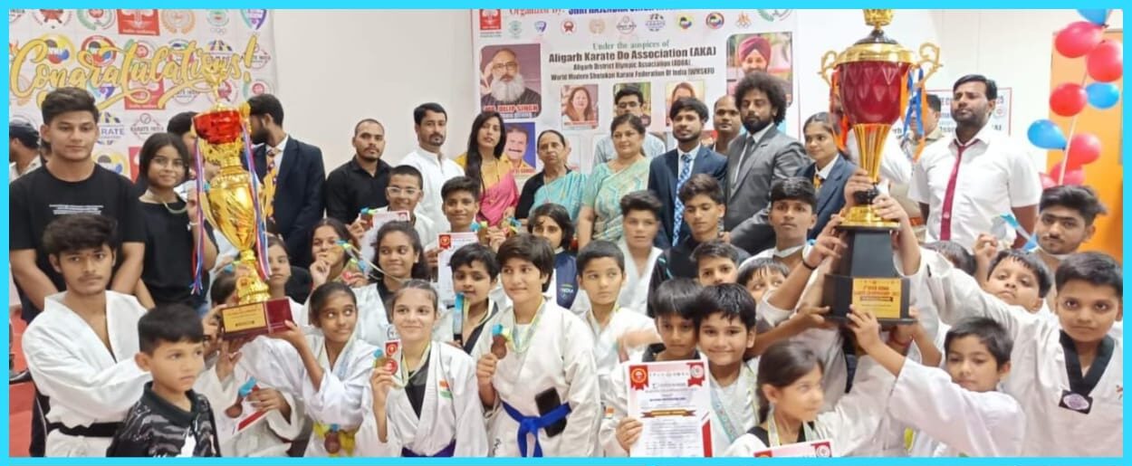 कराटे चैंपियनशिप 2025 के भव्य आयोजन में राजेंद्र सिंह इंटरनेशनल स्कूल रही ओवरऑल विजेता