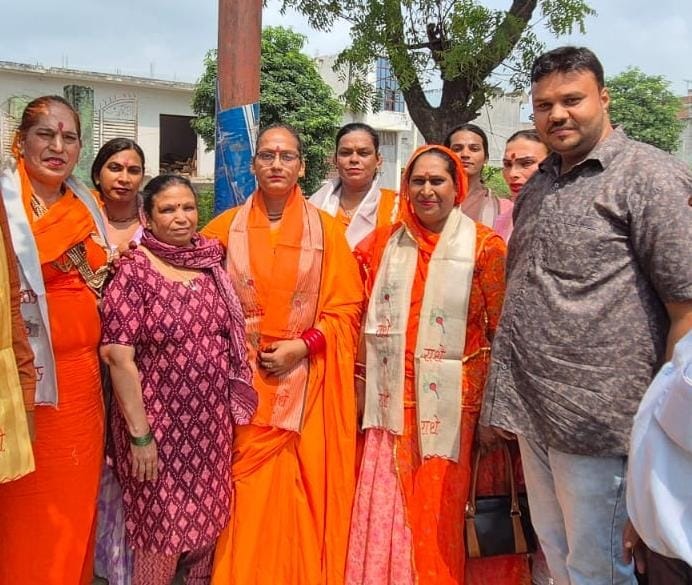 नौ ज्योतिर्लिंग यात्रा के लिए विहिप अर्धनारीश्वर शक्ति की शुभ यात्रा हुई आरंभ