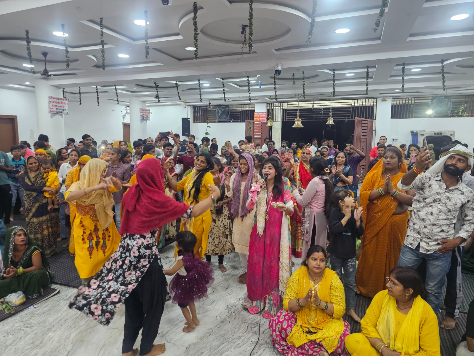 खाटू श्याम मंदिर में धूमधाम से मनाई राधाष्टमी