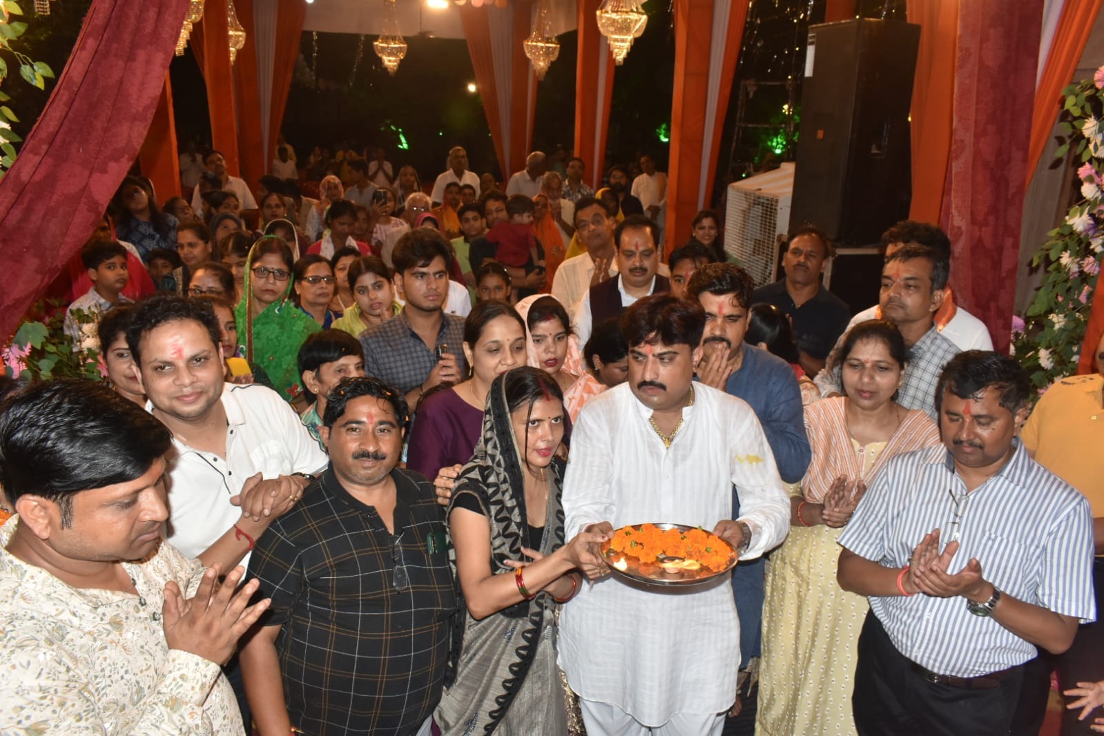 गणेश महोत्सव के षष्ठम दिवस पर रामायण के 108 मनकों का सभी पदाधिकारियों ने किया पाठ