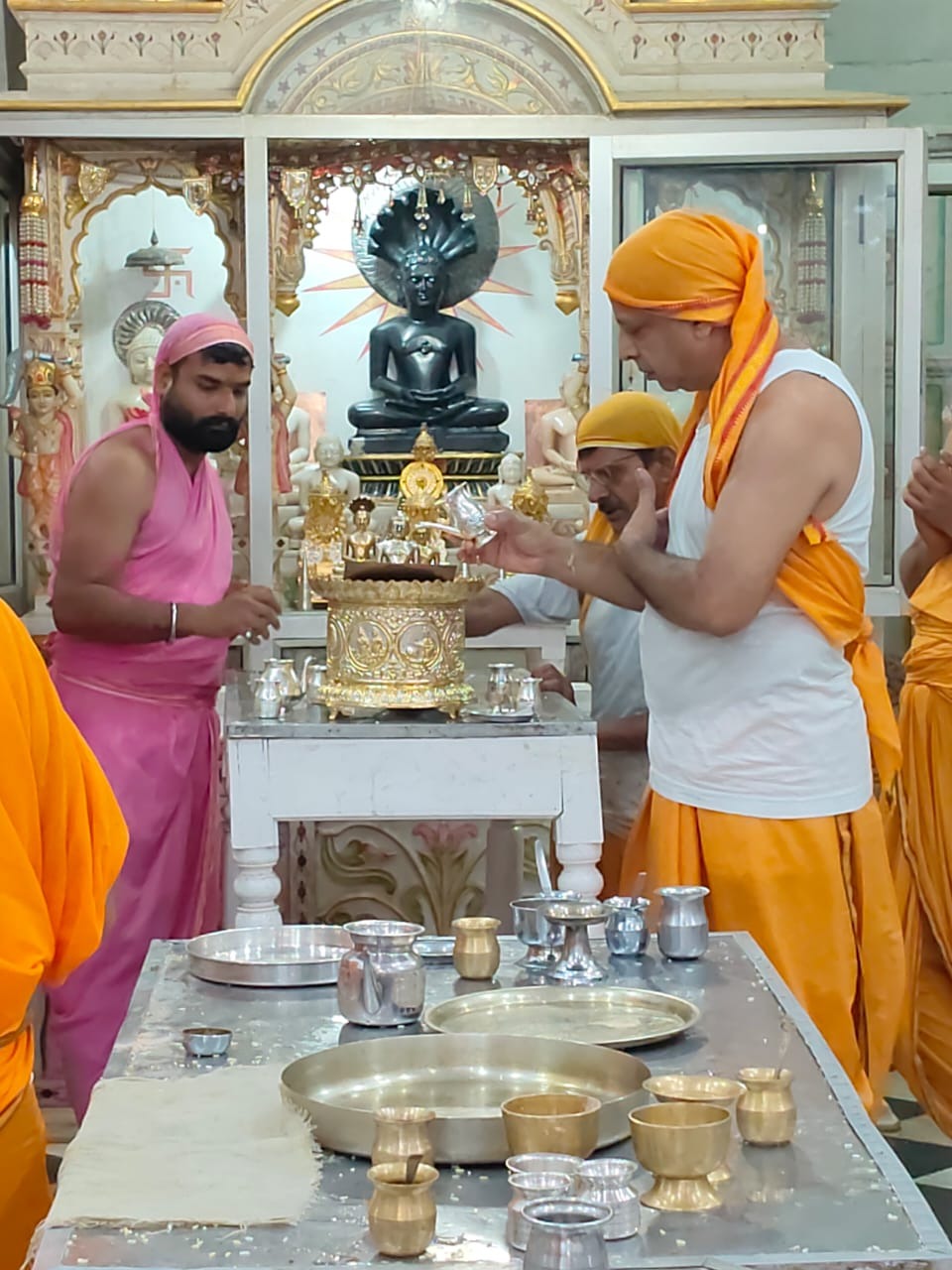 जैन समाज ने दशलक्षण पर्व के छठे दिवस मनाया उत्तम संयम धर्म