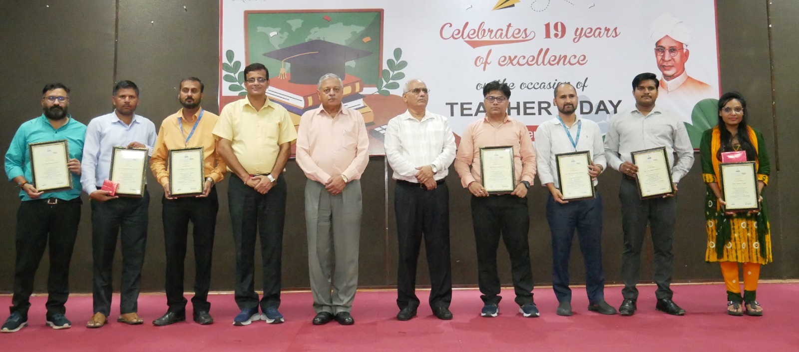 मंगलायतन विश्वविद्यालय में उत्साहपूर्वक मनाया गया 19वां स्थापना दिवस