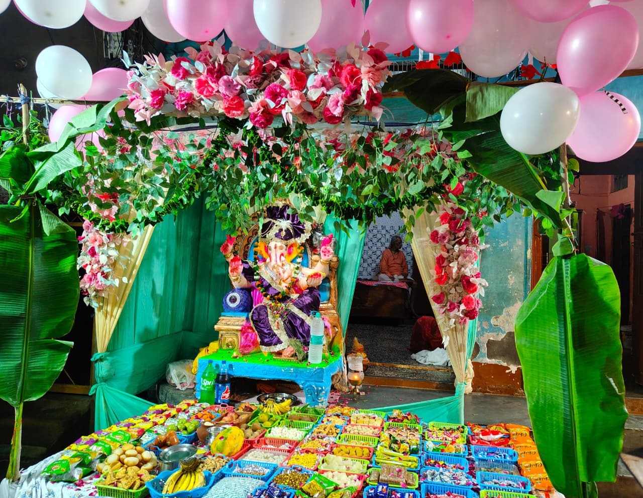 श्री गणेश महोत्सव में भव्य महाआरती और छप्पन भोग का किया आयोजन