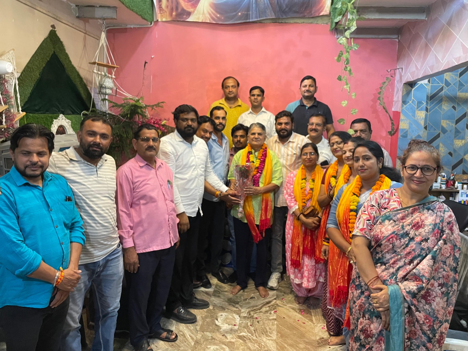 अलीगढ़ में अखिल भारतीय क्षत्रिय महासभा के नवनियुक्त जिलाध्यक्ष और वीरांगना टीम का हुआ स्वागत