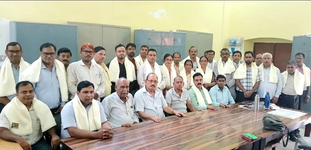 रघुवीर सहाय इंटर कॉलेज में शिक्षक दिवस एवं हिंदी दिवस समारोह का हुआ आयोजन