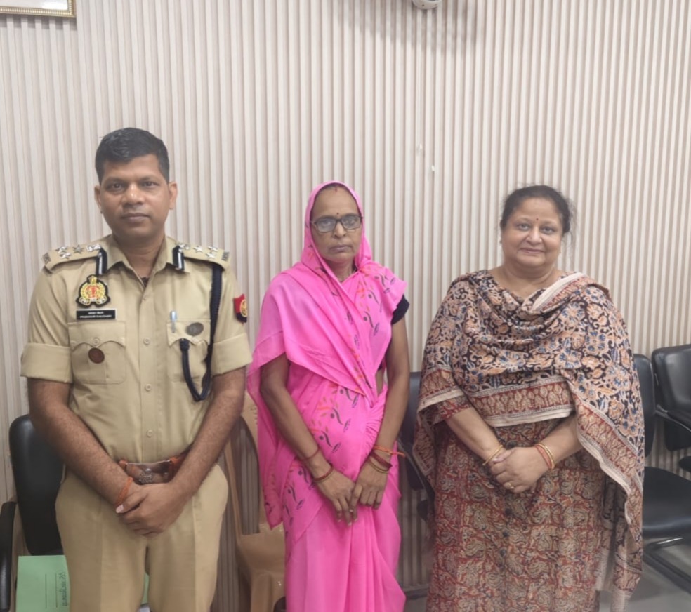मिशन शक्ति के तहत बच्चों की जान बचाने वाली आंगनबाड़ी कार्यकत्री चंद्रकला हुईं सम्मानित