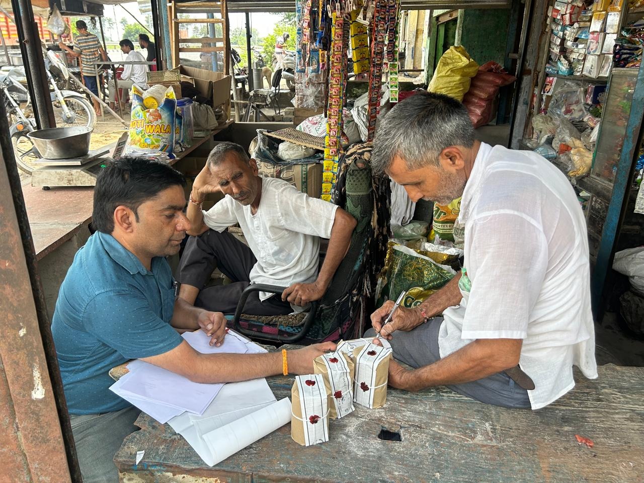 नवरात्रि के चलते खाद्य सुरक्षा विभाग ने 4,400 किलोग्राम छेना व 2,60,000 रुपए मूल्य के खाद्य पदार्थ किए सीज